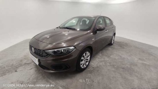  Fiat Tipo ( 1.4 T-Jet Easy )  - Sabadell 