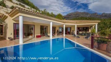 Villa independiente en alquiler en Callosa d'En Sarria - ALICANTE