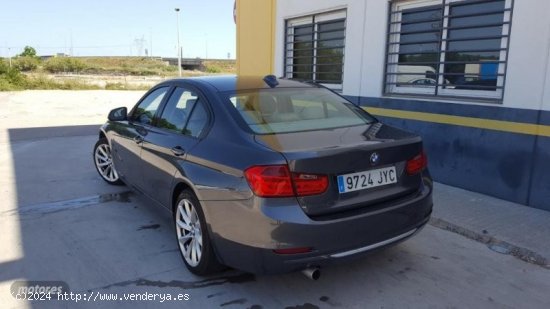 BMW Serie 3 320d Auto. de 2012 con 215.000 Km por 14.500 EUR. en Valencia