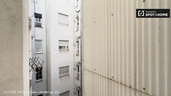 Alquiler de habitaciones en apartamento de 9 habitaciones en Fort Pienc - BARCELONA