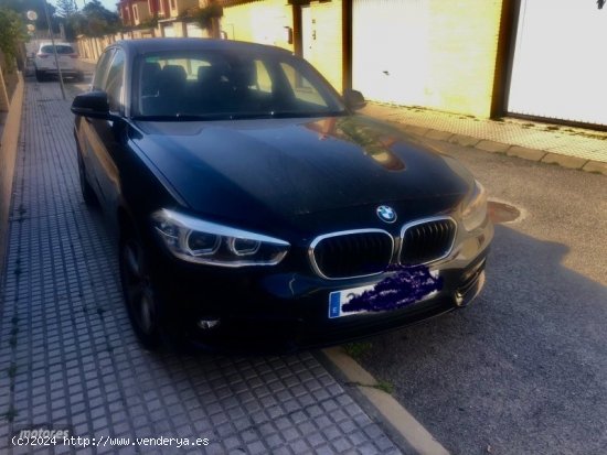  BMW Serie 1 118d de 2017 con 90.000 Km por 15.000 EUR. en Cadiz 