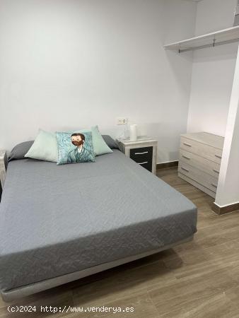  Se alquilan habitaciones en piso de 4 habitaciones en Javalí Viejo - MURCIA 