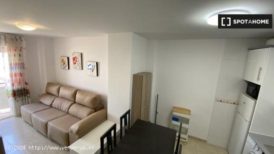 Se alquila apartamento de 1 dormitorio en Balerma, Almería. - ALMERIA