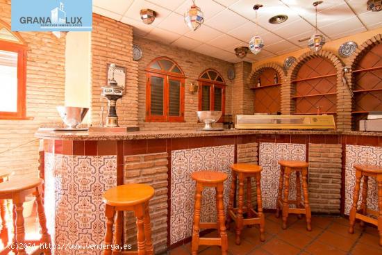 Local en venta con licencia de bar con cocina. Granada centro - Arabial. Gran bajada de precio - GRA