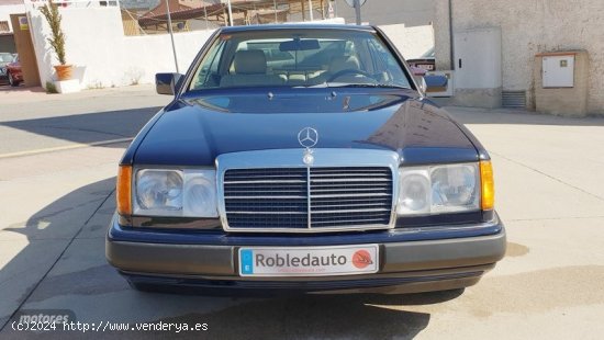 Mercedes 300 CE de 1991 con 210.232 Km por 8.500 EUR. en Madrid