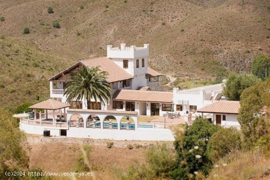  Villa en venta en Alhaurín el Grande (Málaga) 
