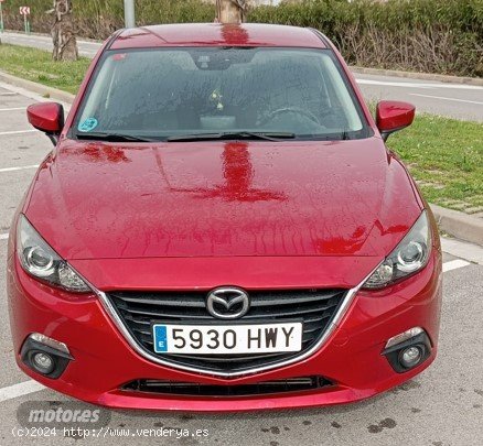  Mazda Mazda3 2.2 DE 110kW 150CV AT Style de 2014 con 110.000 Km por 10.000 EUR. en Barcelona 