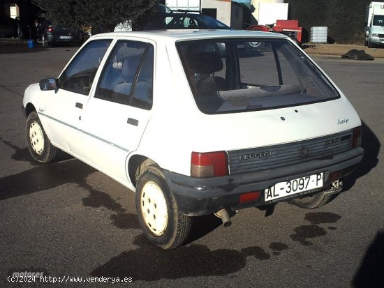 Peugeot 205 1.1 JUNIOR (TOTALMENTE ORIGINAL). de 1991 con 166.000 Km por 1.100 EUR. en Murcia