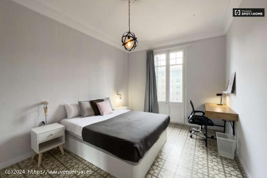  Alquiler de habitaciones en piso de 5 habitaciones en Dreta De L'Eixample - BARCELONA 