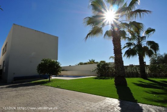 Villa en venta en San Fulgencio (Alicante)