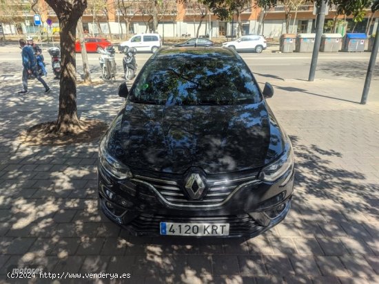 Renault Megane S.T. Zen TCe 103 kW (140CV) EDC GPF de 2018 con 43.000 Km por 16.700 EUR. en Barcelon
