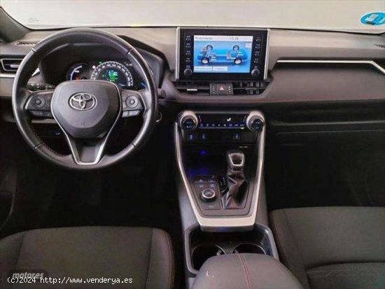 Toyota RAV 4 2.5 Plug-in Hybrid 4wd Advance de 2022 con 61.561 Km por 44.900 EUR. en MADRID