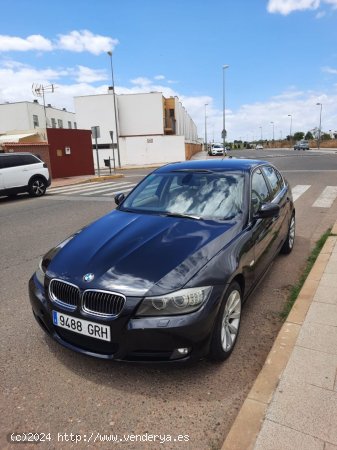 BMW Serie 3 330e de 2009 con 193.000 Km por 9.000 EUR. en Sevilla