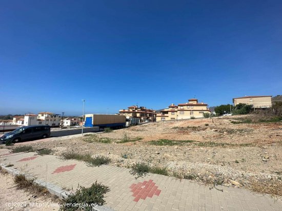 Parcela en venta en construcción en Salobreña (Granada)