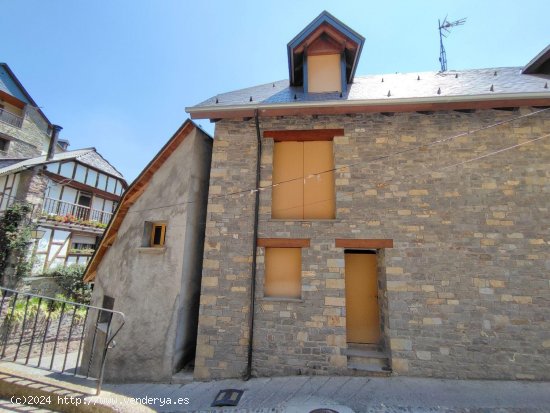 Casa en venta en Gistaín (Huesca) 