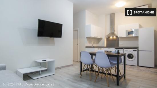 Apartamento de 1 dormitorio en alquiler en El Cabanyal, Valencia - VALENCIA