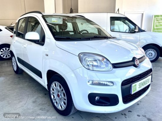 Fiat Panda 1.2 lounge 69cv de 2019 con 20.556 Km por 9.500 EUR. en Sevilla