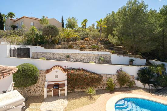 Villa Mediterránea en JAVEA sobre Montaña a 6 min de Playa Arenal · SOL DEL ESTE | Real Estate Ja