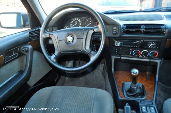 BMW Serie 5 525TDS EXCLUSIVE-KLIMA A/C-LL/A BBS-HECKBLENDE de 1995 con 377.000 Km por 4.700 EUR. en 