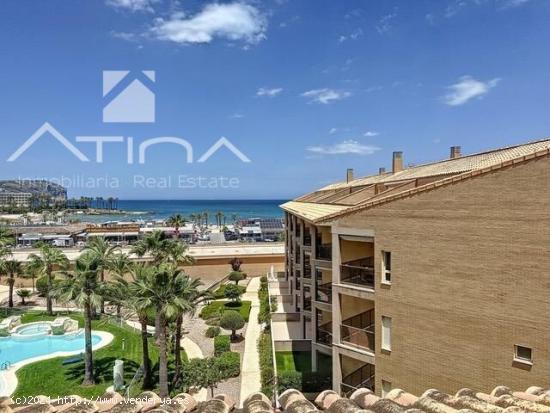 Fantástico ático duplex con espectaculares vistas al mar, en la playa  El Arenal , Javea, Alicante