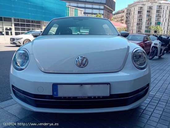 Volkswagen Beetle 1.2 TSI R LINE - Barcelona