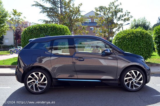 BMW i3 170cv, 100% eléctrico - VILLARES DE LA REINA