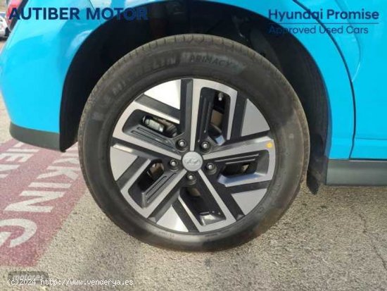 Hyundai Kona Electric Maxx 100kW de 2023 con 1.807 Km por 33.900 EUR. en Valencia