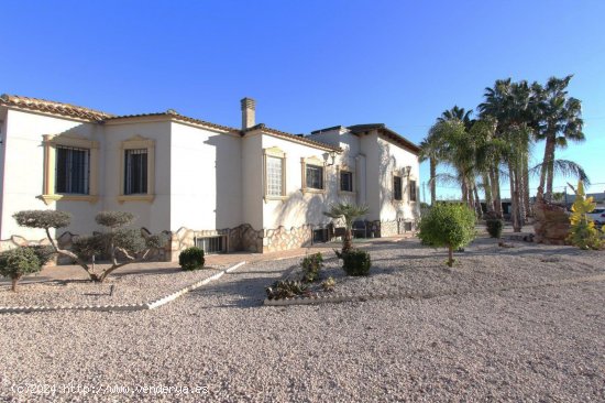  Villa en venta en Catral (Alicante) 