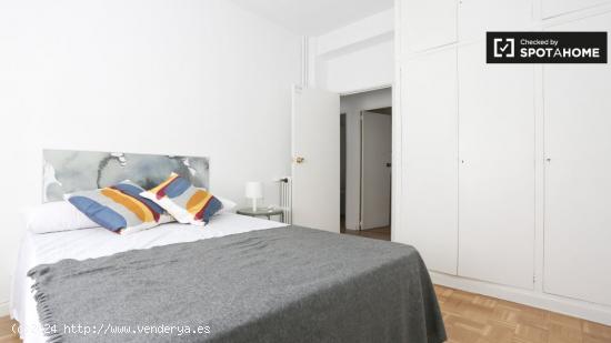 Habitación luminosa con cama doble en alquiler en Guindalera - MADRID