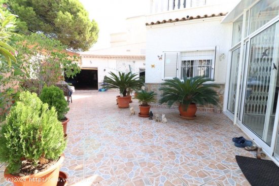 Casa en venta en Orihuela (Alicante)