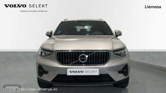 Volvo XC40 XC40 Recharge Core, T4 plug-in hybrid, Electrico de 2023 con 8 Km por 39.900 EUR. en Llei