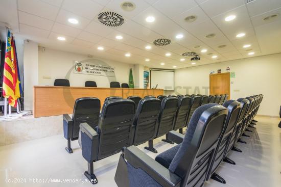  Amplia Oficina en la Gran Vía de Alicante: Espacio Versátil para su Negocio. - ALICANTE 