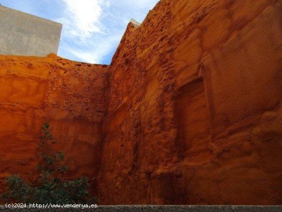 TERRENO URBANO EN RELLEU - ALICANTE