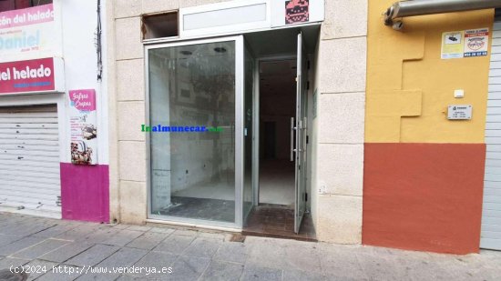 Local en venta en Almuñécar (Granada)