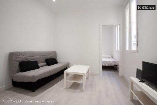  Elegante apartamento de 1 dormitorio con aire acondicionado en alquiler cerca de Metro en la animada 