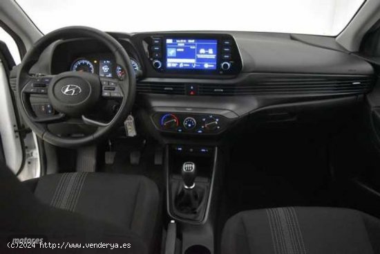 Hyundai Bayon 1.2 MPI Klass de 2023 con 23.478 Km por 16.990 EUR. en Madrid