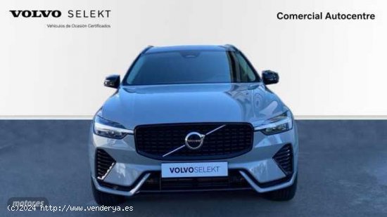 Volvo XC 60 Recharge Plus, T6 plug-in hybrid eAWD, Electrico de 2023 con 1.875 Km por 58.900 EUR. en