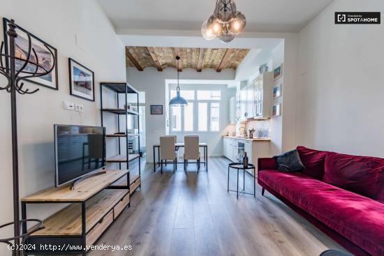  Impresionante apartamento de 2 dormitorios en alquiler en Russafa - VALENCIA 