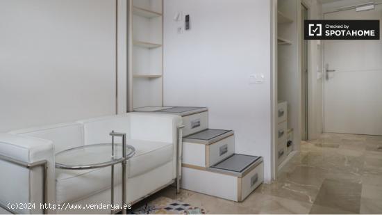 Se alquila habitación en residencia en Tetuán, Madrid - MADRID