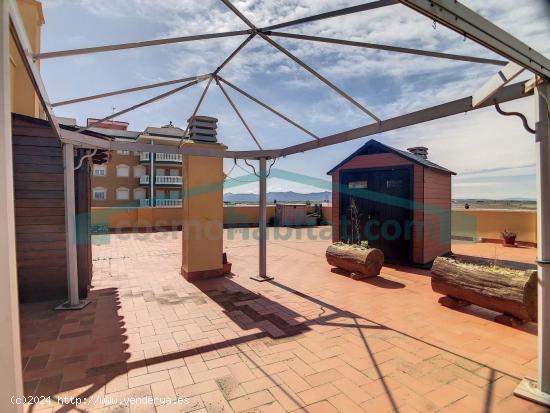 Magnifico ático con terraza en residencial con piscina en la Playa del Pouet!! - VALENCIA