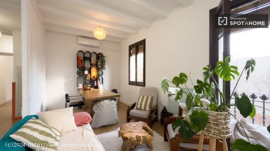 Alquiler de habitaciones en piso de 3 habitaciones en El Poblenou - BARCELONA