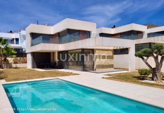  Casa en alquiler en Benidorm (Alicante) 