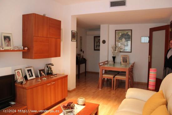  Bonito piso en venta en el centro de Calella - BARCELONA 