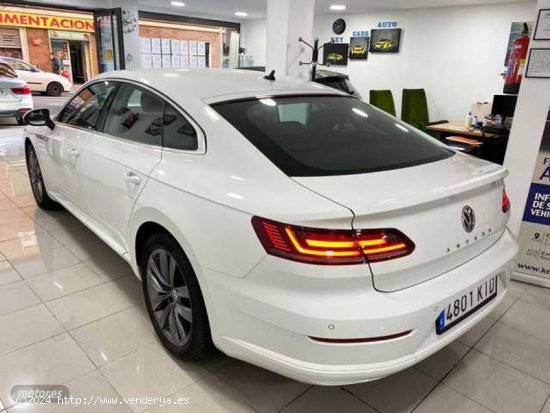 Volkswagen Arteon 2.0TDI Elegance DSG7 110kW Elegance de 2019 con 132.000 Km por 24.499 EUR. en Madr