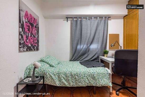  Acogedora habitación en alquiler en apartamento de 5 dormitorios, Benimaclet - VALENCIA 