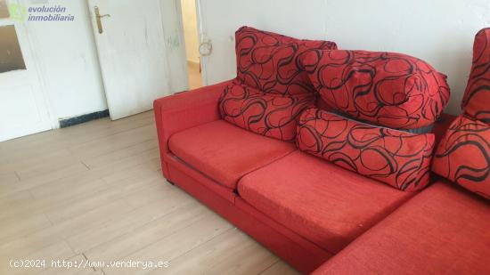 SE VENDE PISO EN GAMONAL - BURGOS - PARA REFORMAR!!! - BURGOS