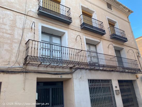  EN VENTA PISO CON BODEGA, TRASTERO Y SOLAR EN CALAMOCHA - TERUEL 