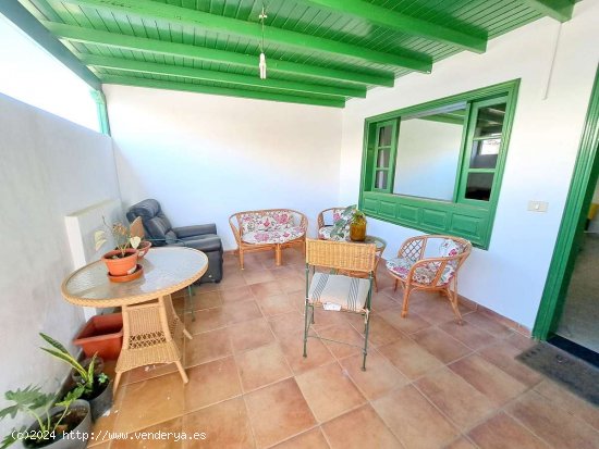 CASA AMPLIA EN PLAYA HONDA - San Bartolomé