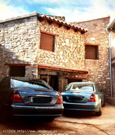  Se vende casa de pueblo en Alpuente ( El Collado ) - VALENCIA 