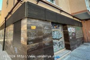 Local en venta calle rafael finat - MADRID